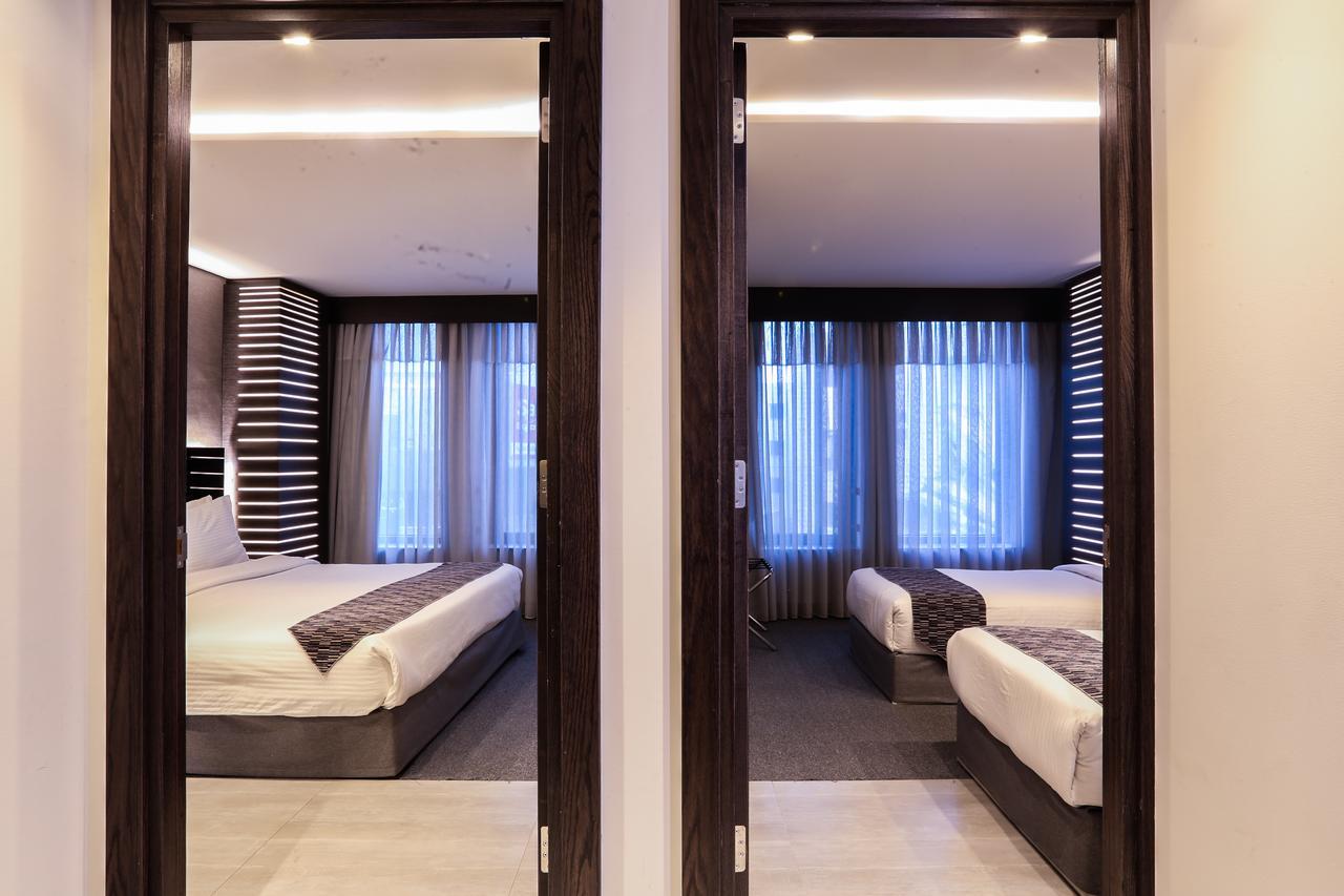 Khuttar Apartment Аман Екстериор снимка
