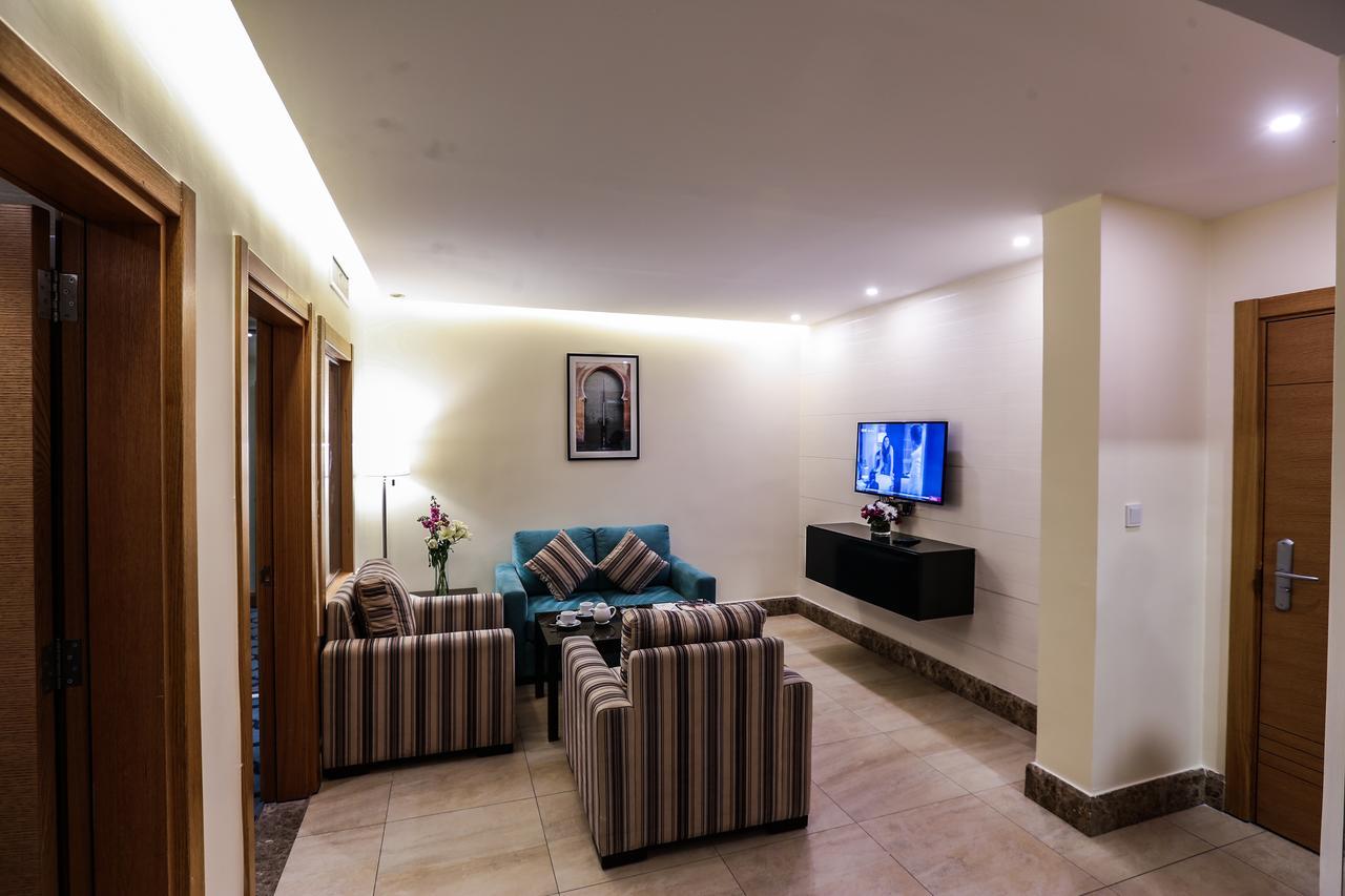 Khuttar Apartment Аман Екстериор снимка